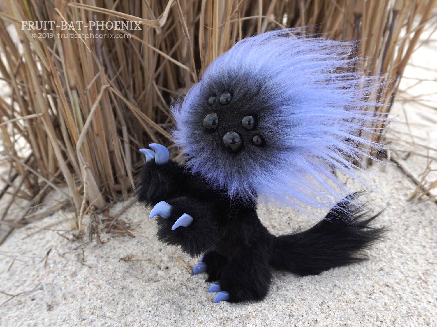 dust-lavender mmpoff stands on hind legs