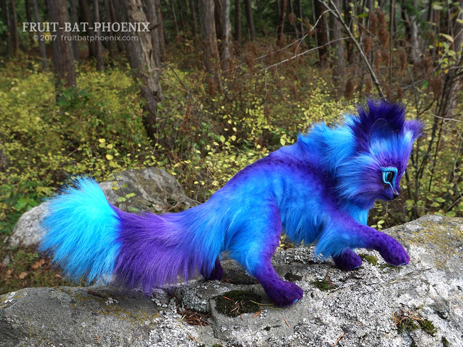 squirrel-fox-ii walking